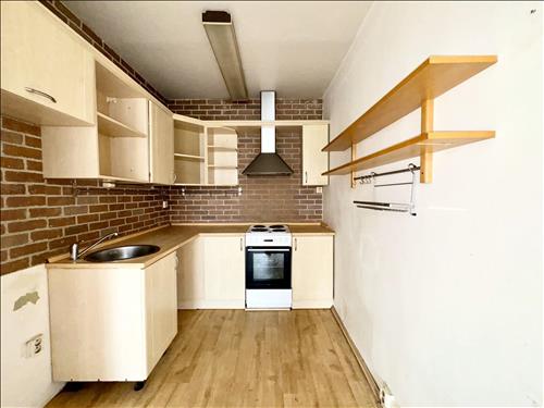 Pronájmu za podmínky postoupení pohledávky za nejvyšší cenu bytu 2+kk,5.NP, 45 m2, Kardašovská, Praha
